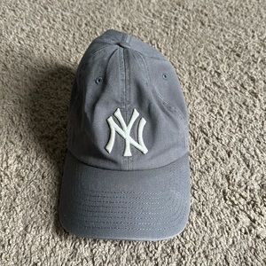 Gray Baseball Cap ‘47